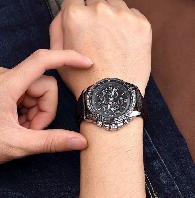 RELOJ DE CUARZO DE LUJO