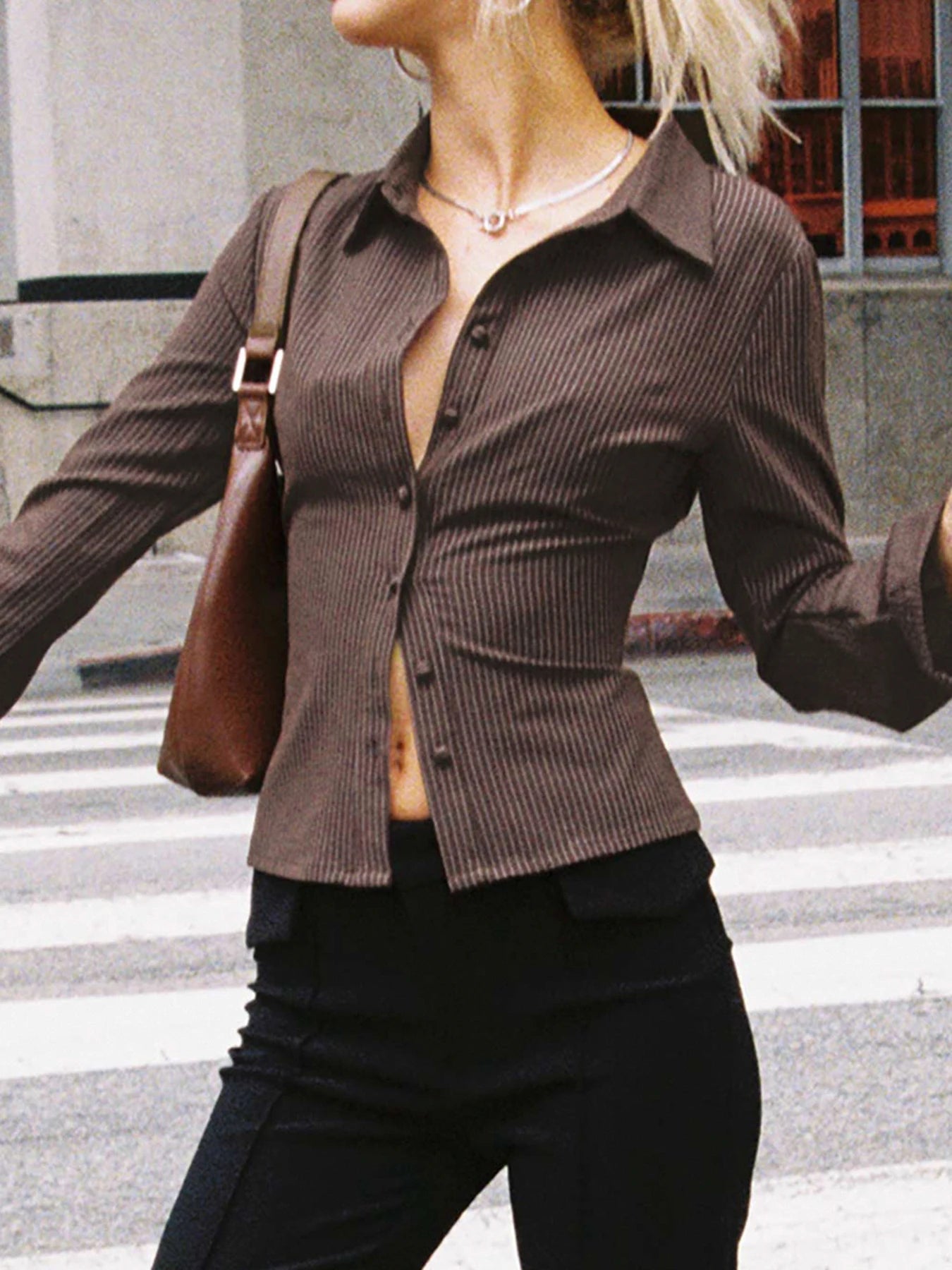 ELENA - BLUSA DE ESTILO RETRO CON CIERRE DE BOTONES