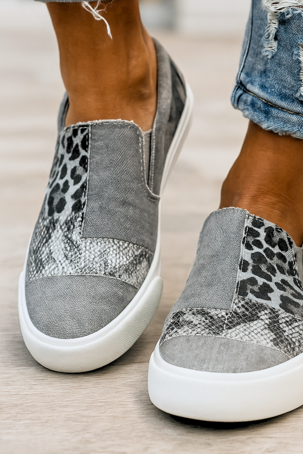 NOEMI - ZAPATILLAS MODERNAS