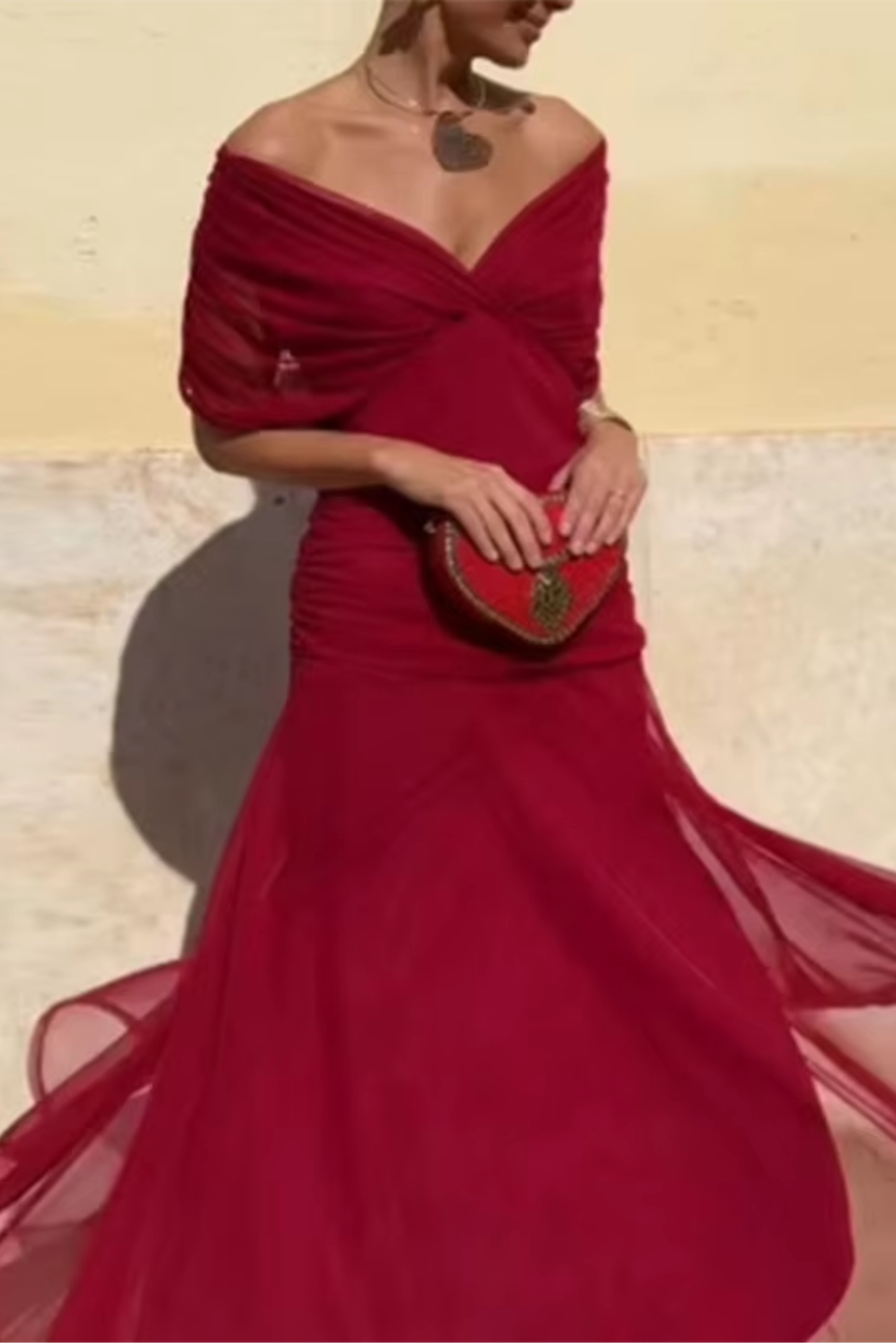 LUISA - ELEGANTE VESTIDO LARGO DE FIESTA CON ESCOTE EN V